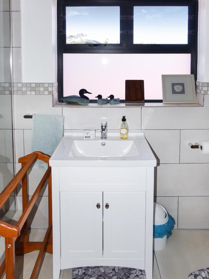 Hotel Shalom Self Catering à Kleinmond Extérieur photo