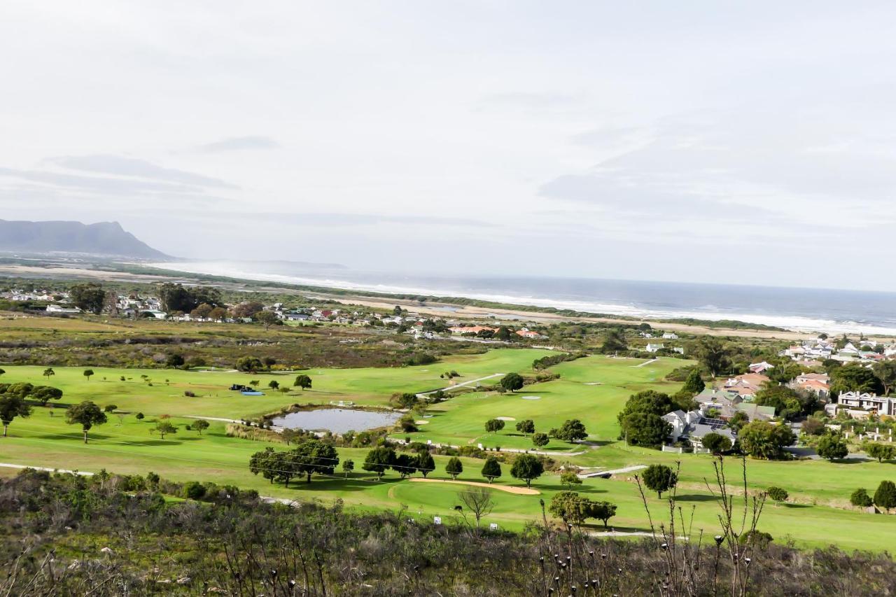 Hotel Shalom Self Catering à Kleinmond Extérieur photo